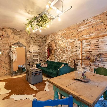 Accommodation At The Folklore Apartment Братислава Экстерьер фото