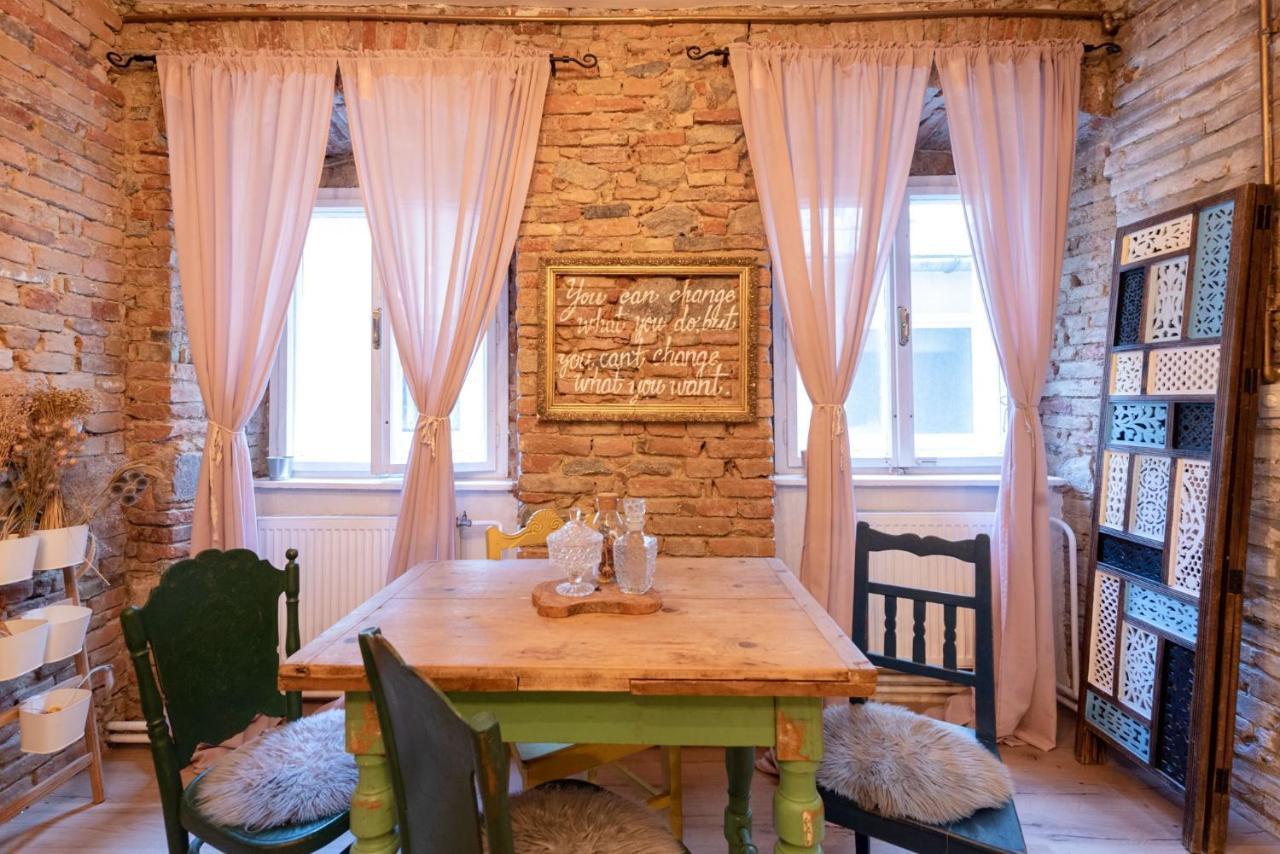 Accommodation At The Folklore Apartment Братислава Экстерьер фото