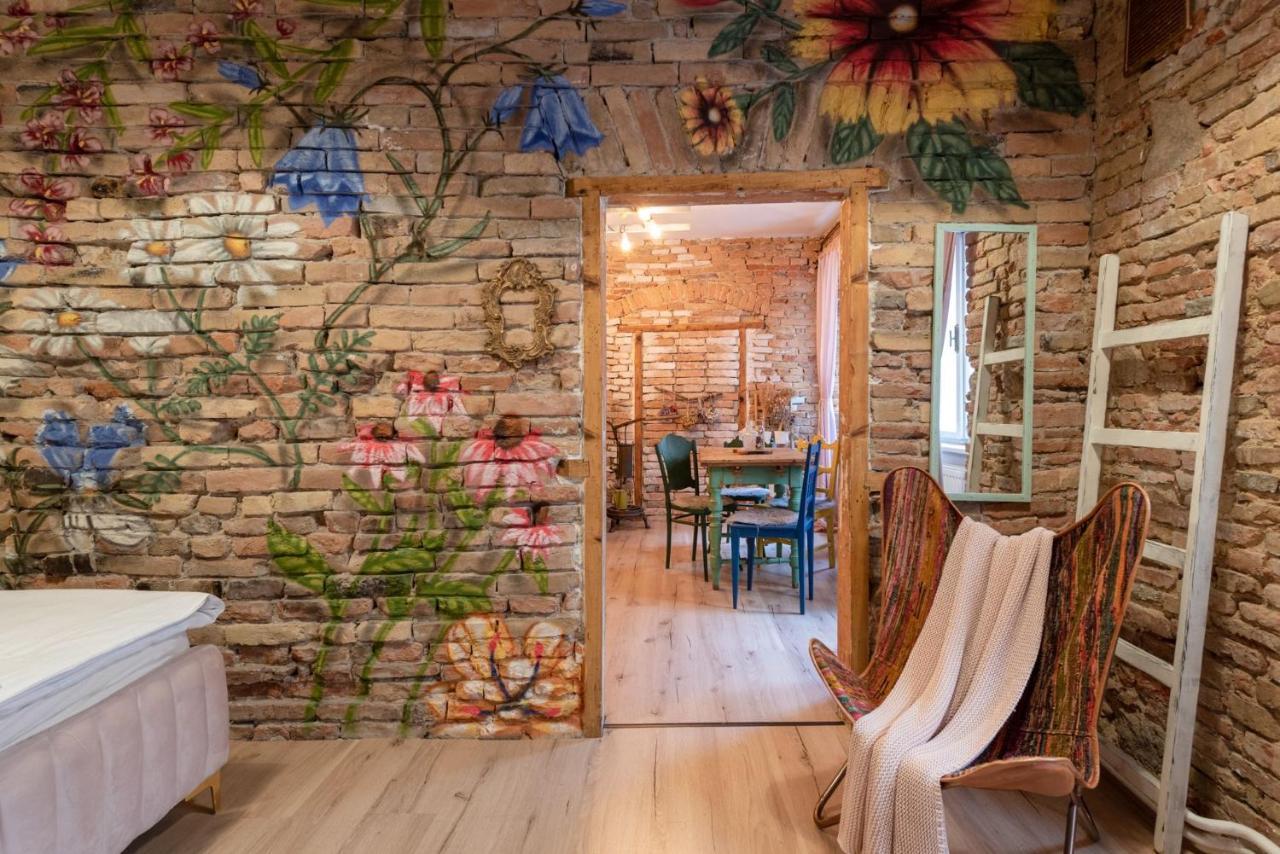 Accommodation At The Folklore Apartment Братислава Экстерьер фото