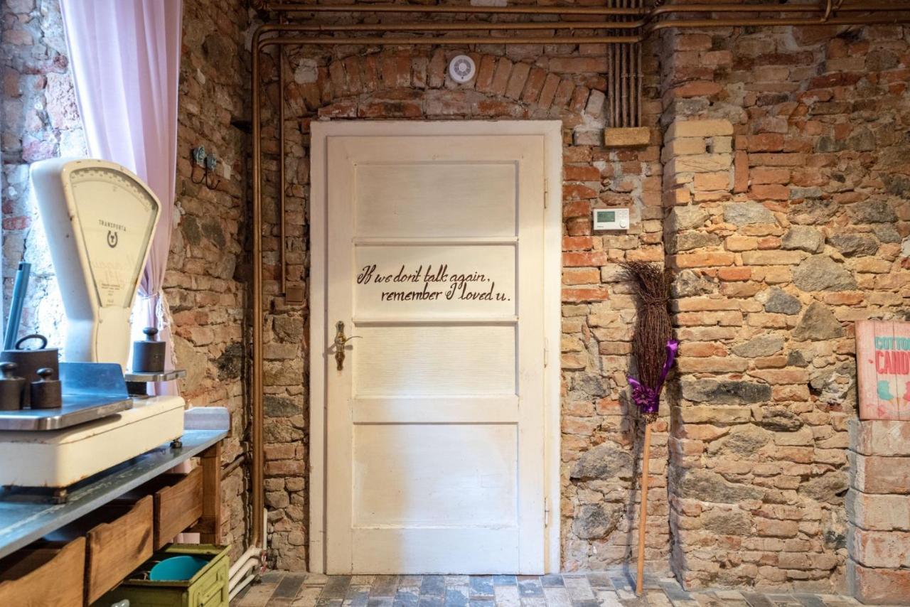 Accommodation At The Folklore Apartment Братислава Экстерьер фото